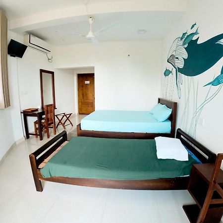 Baden Beach Hotel 칼쿠다 외부 사진