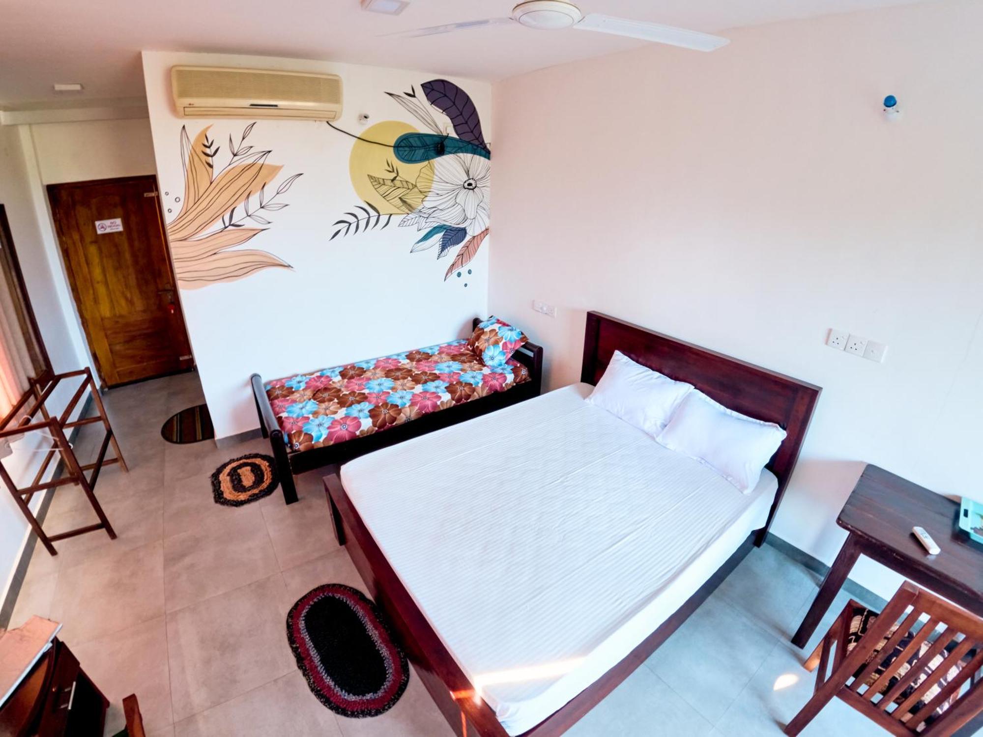 Baden Beach Hotel 칼쿠다 외부 사진