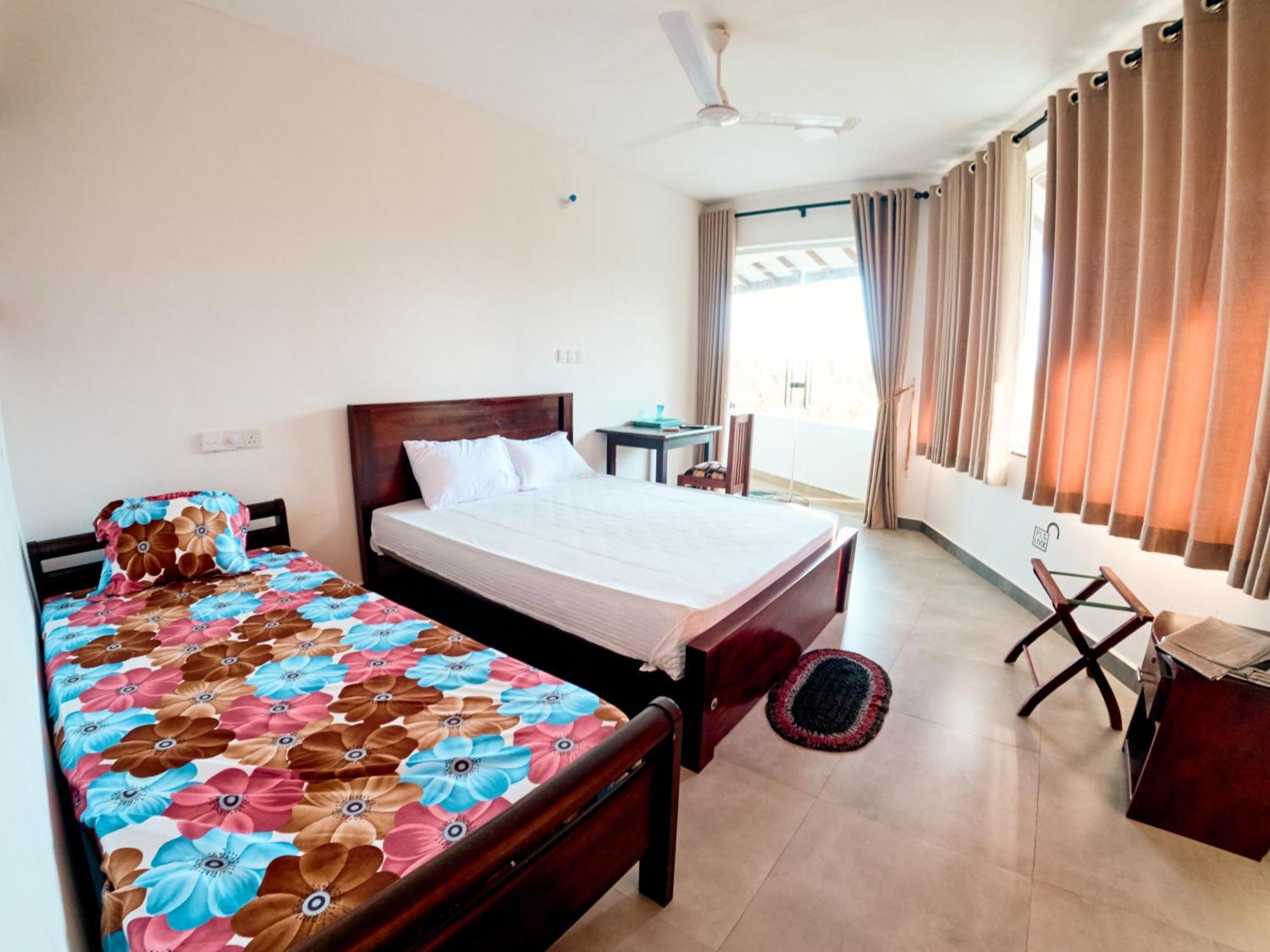 Baden Beach Hotel 칼쿠다 외부 사진