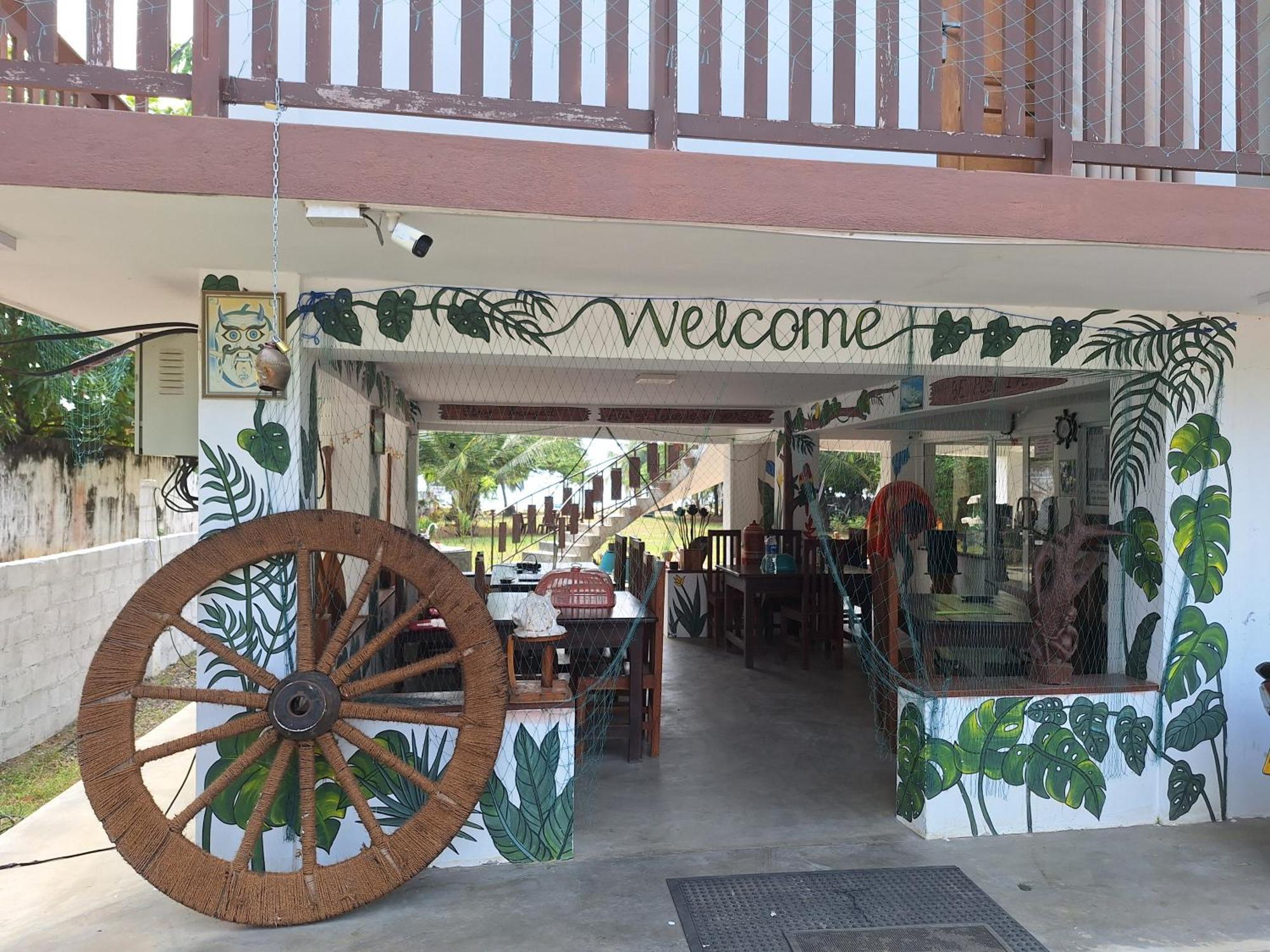 Baden Beach Hotel 칼쿠다 외부 사진